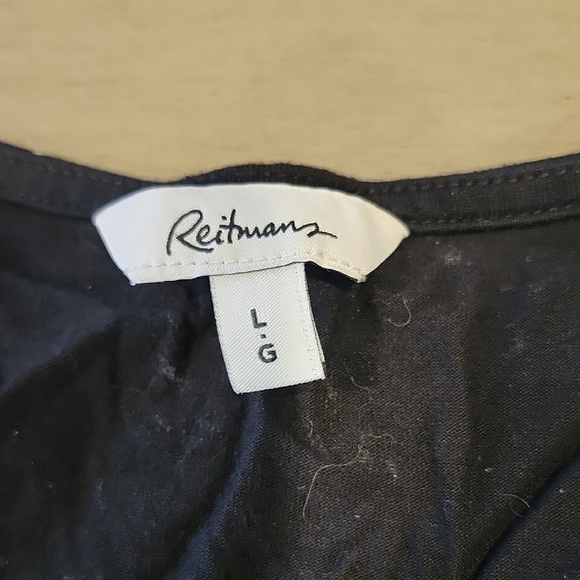 💙Reitmans Navy and White Patterned Blouse - Picture 2 of 2